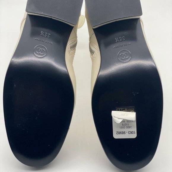 CHANEL 19B Two Tone Calfskin Leather Signature Logo Lace Up Booties Boots - Picture 13 of 14